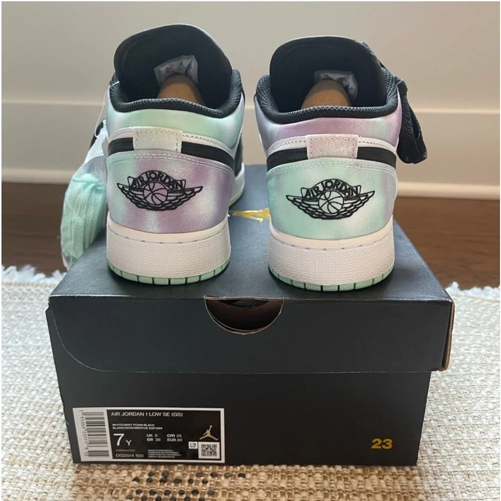 - Jordan 1 Low SE (GS); White/Mint Foam-Black; Size 7Y;  with box